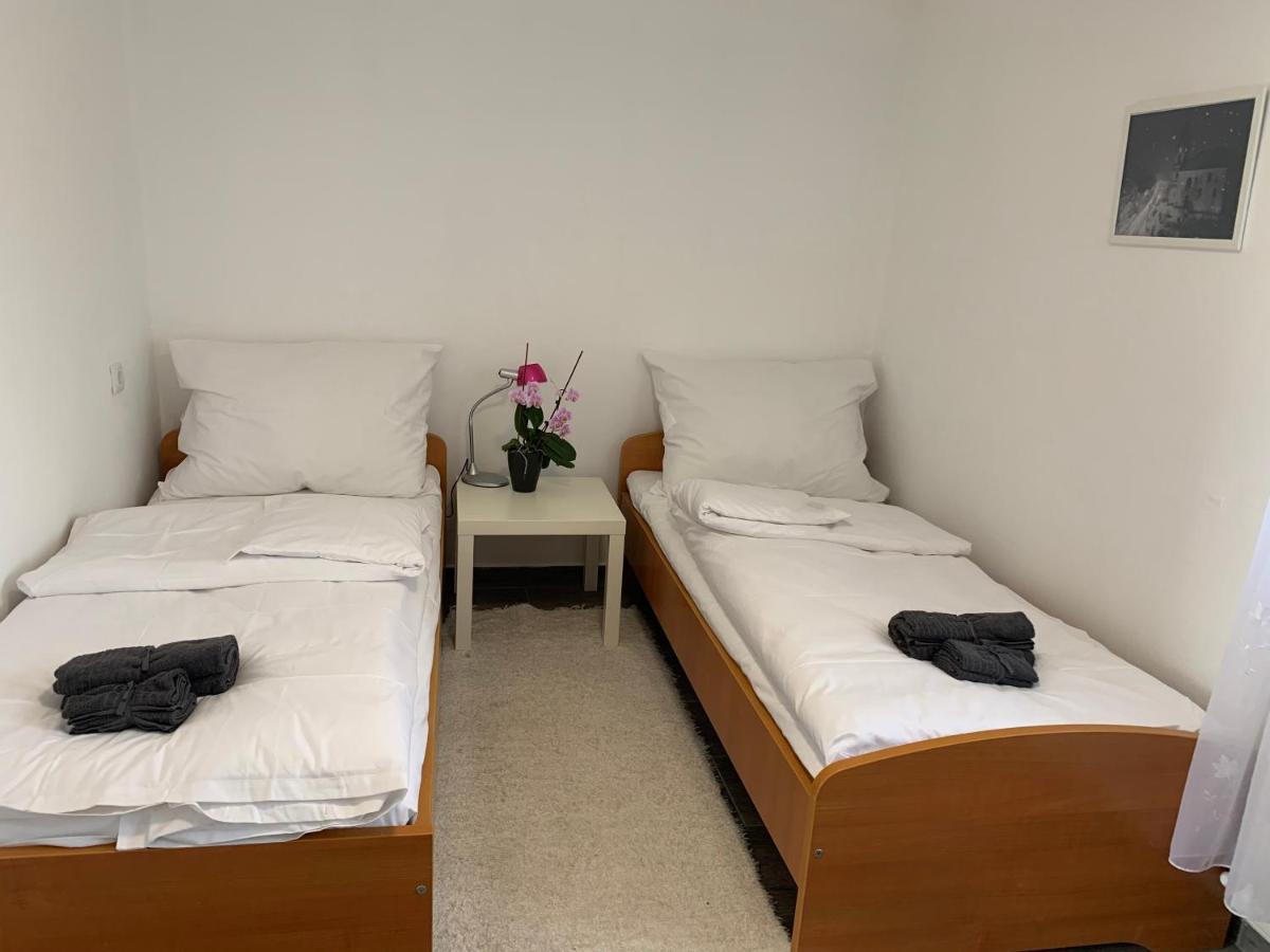 Dalia Apartman Gyoemro Eksteriør billede