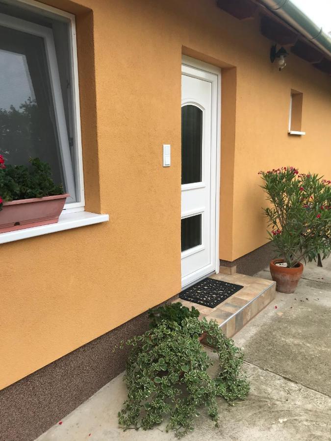 Dalia Apartman Gyoemro Eksteriør billede